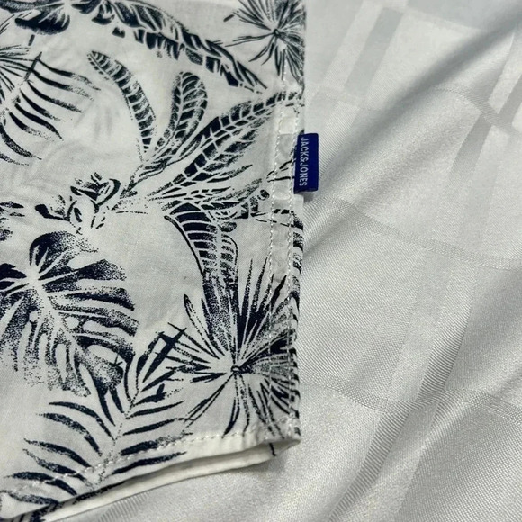 Jack&Jones Tropical print cotton shirt , NWT, resortwear,beach ,coastal - Picture 9 of 12